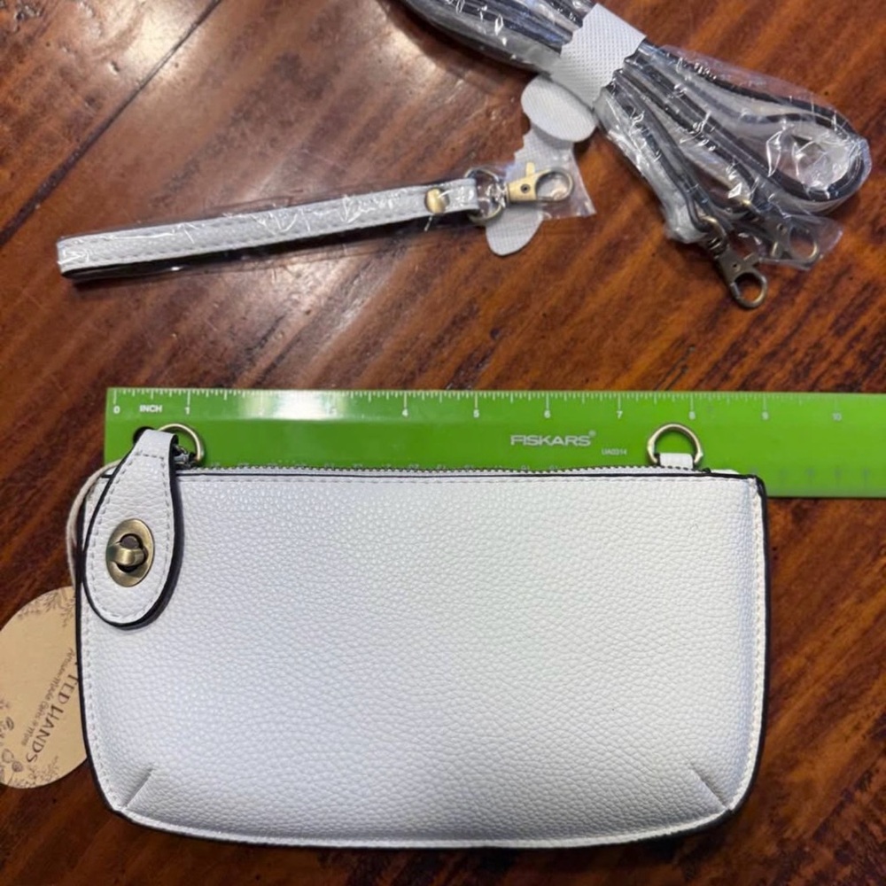 Joy Susan LUX White Leather Cross Body Wristlet Clutch NWT - Picture 3 of 7